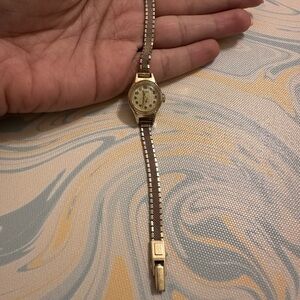 Vintage Dainty Womens Sindaco 15J Swiss Aluminum 10kt Gold Filled Manual Watch